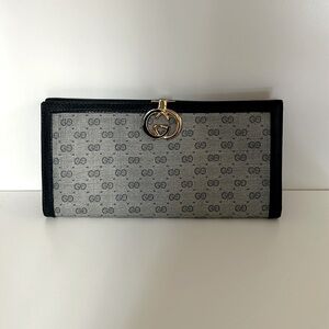 GUCCI Vintage Wallet